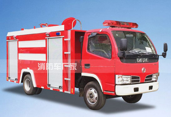 3吨东风福瑞卡单排座水罐消防车图片