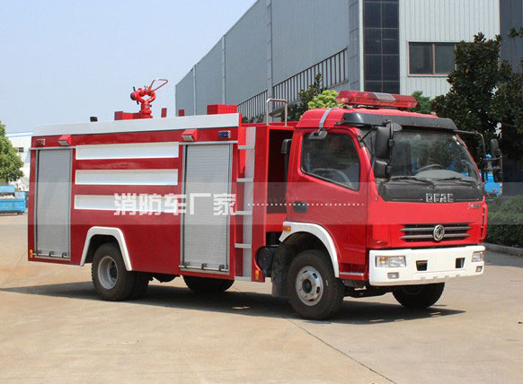 5吨东风多利卡单排座水罐消防车价格
