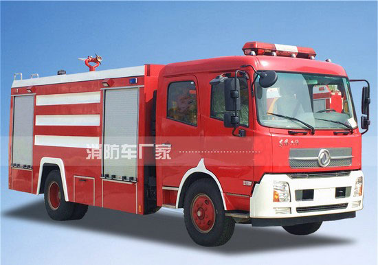 8吨东风天锦水罐消防车图片