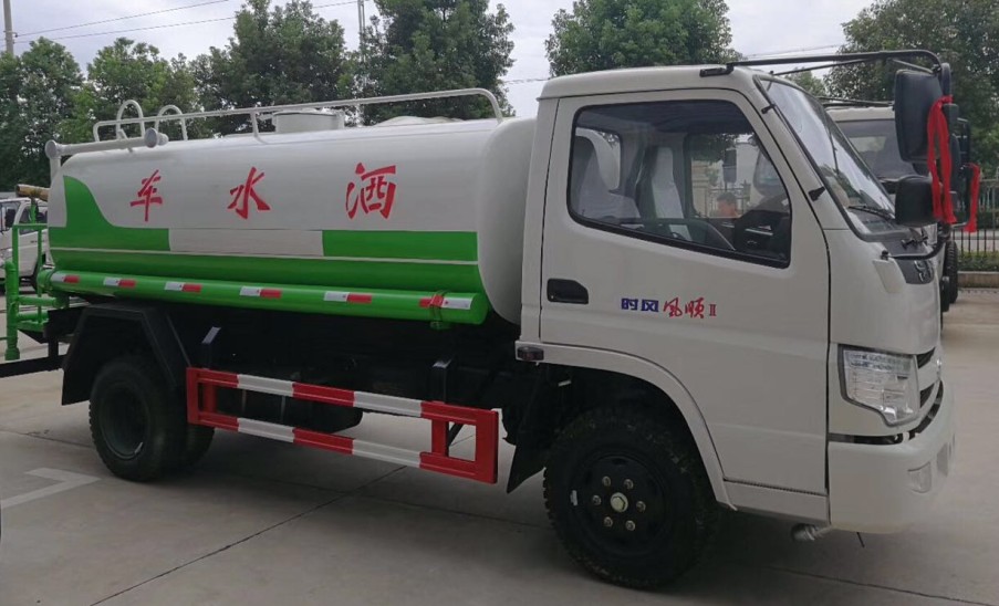 时风风顺5吨绿化洒水车厂家价格