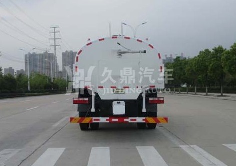 公路洒水车的价格_东风多利卡D9公路洒水车