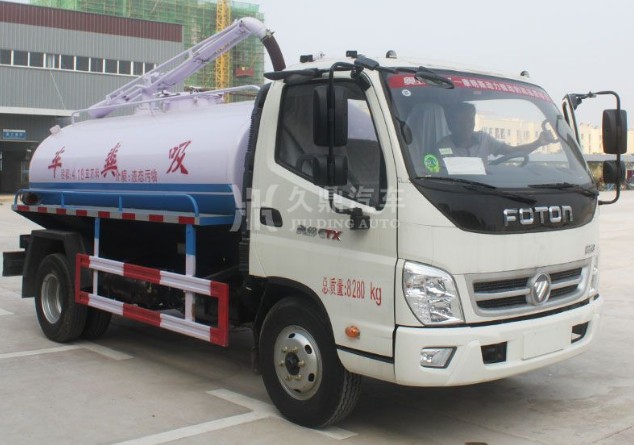 福田奧鈴吸糞車圖片