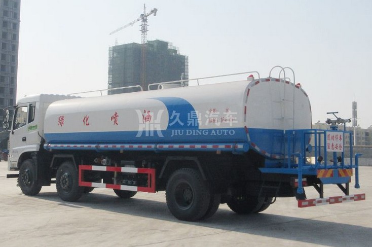 工程洒水车厂家_20吨东风特商小三轴工程洒水车