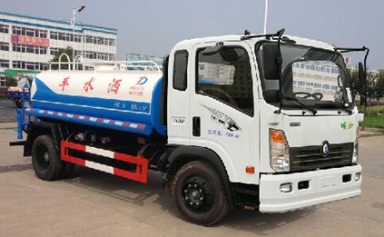 5吨绿化洒水车价格_重汽王牌5吨绿化洒水车厂家价格