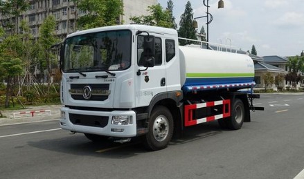 东风多利卡国六12吨洒水车 东风多利卡国六12吨洒水车