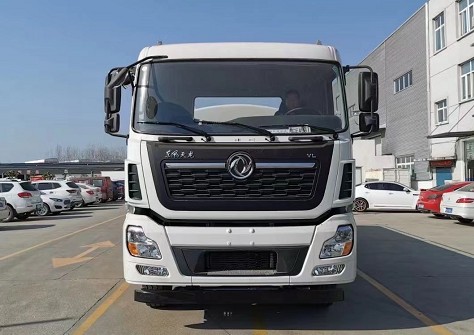 25方洒水车多少钱一辆_国六25方东风天龙前四后八洒水车