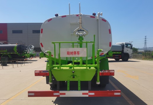 国六东风多利卡(D9)15方洒水车 国六东风多利卡(D9)15方洒水车