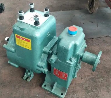 <b>CLW65QZB-50/110N自吸式洒水泵_程力专用汽车股份有限公司专用洒水泵</b>