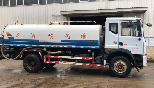 二手东风多利卡d9洒水车 二手东风多利卡d9洒水车