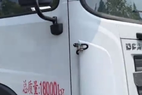 ˮ